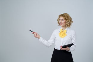 品牌女人西服，时尚与专业的完美融合