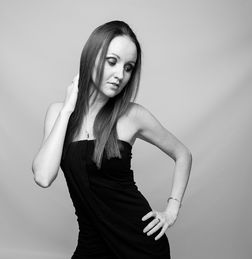 探索传统与时尚的完美融合——温婉旗袍女鞋品牌的魅力